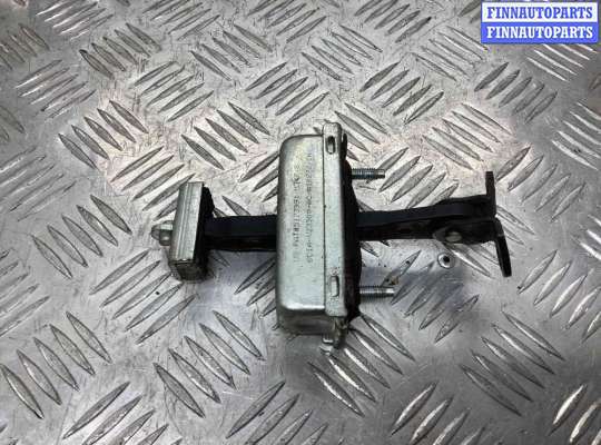 Ограничитель двери на Ford Transit Mk6 / Mk7