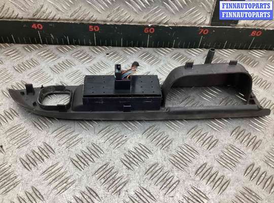 купить Блок управления стеклоподъемниками на Volkswagen Golf Plus Golf+ V (5M) 2005-2014