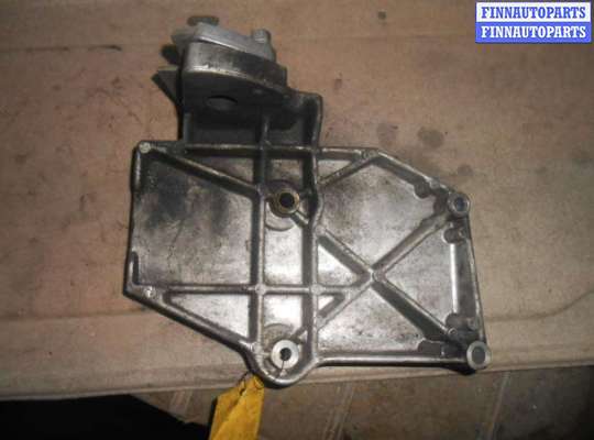 купить Кронштейн компрессора кондиционера на Volkswagen Passat Passat B5 (3B) 1996-2000
