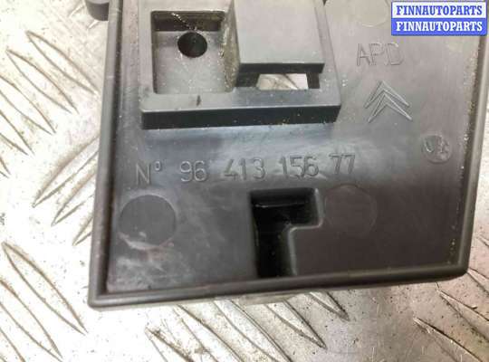 купить Ручка внутренняя задняя правая на Citroen C5 C5 I 2001-2004