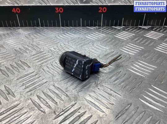 Датчик парктроника на Mercedes-Benz C (W203)