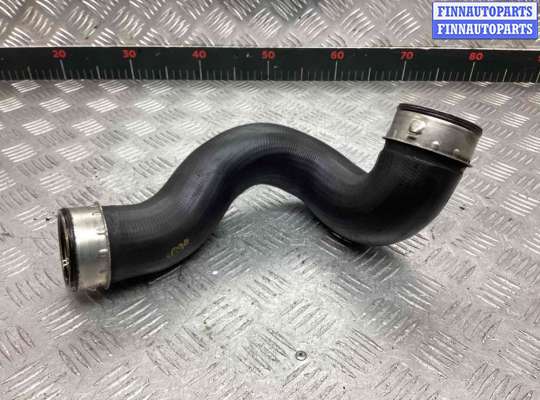 купить Патрубок интеркулера на Mercedes C C (W203) 2000-2004