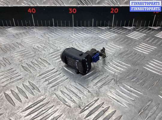 Датчик парктроника на Mercedes-Benz C (W203)