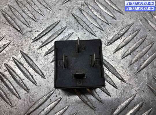 купить Реле стеклоочистителей (дворников) на Volkswagen Passat Passat B4 (3A) 1993-1997