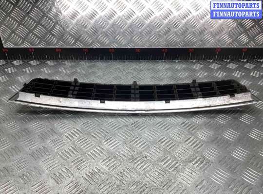 купить Заглушка (решетка) в бампер на Audi A4 A4 B6 (8EC, 8E5) 2000-2004