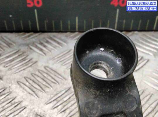 купить Щеткодержатель (поводок стеклоочистителя, дворник) на Suzuki Baleno Baleno I 1995-2002