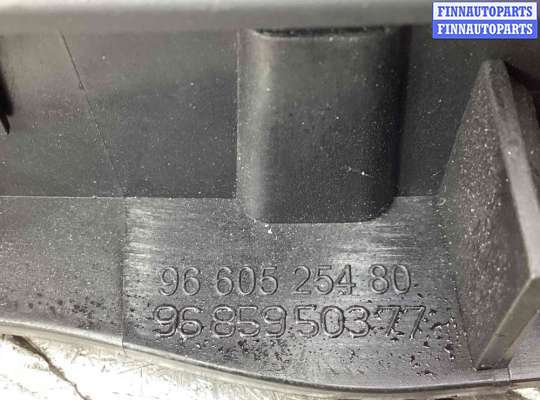 купить Ручка внутренняя задняя левая на Peugeot 308 308 (T7) 2007-2015