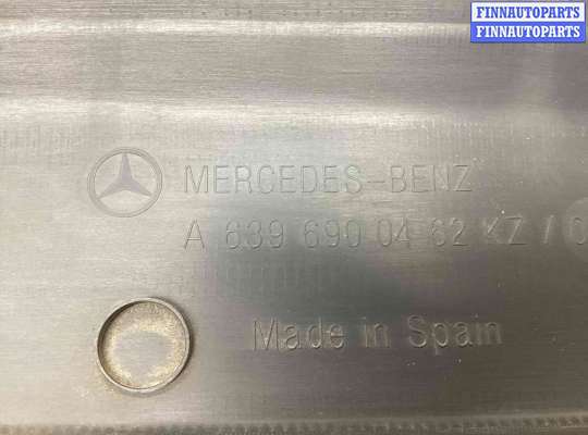 купить Молдинг двери передней правой на Mercedes Vito Vito (W639) 2003-2010