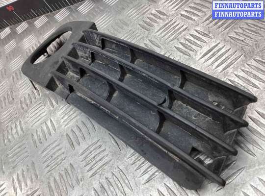 купить Рамка фары противотуманной правой на Audi A6 A6 C5 (4B) 2001-2004 рестайлинг