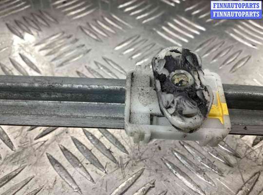 купить Направляющая стекла на Opel Zafira Zafira A 2003-2005 рестайлинг