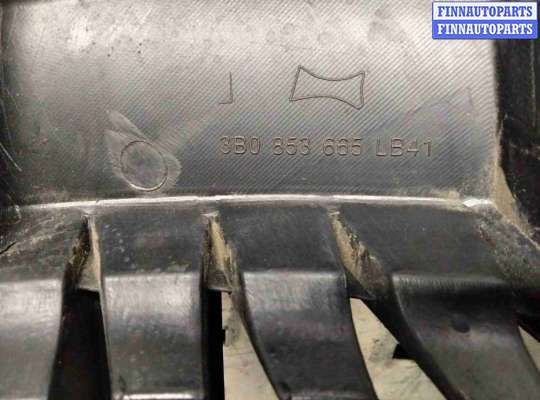 купить Заглушка (решетка) в бампер передний на Volkswagen Passat Passat B5+ (3B) 2000-2005 рестайлинг