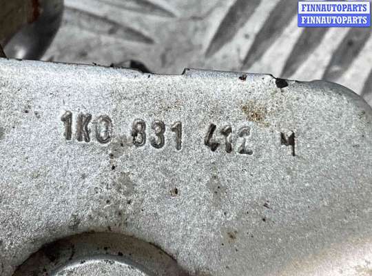 купить Петля двери передней правой на Volkswagen Golf Plus Golf+ V (5M) 2005-2014