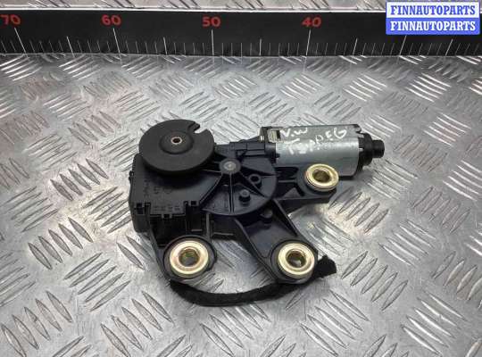 Моторчик дворников (стеклоочистителя) на Volkswagen Touareg I (7L)