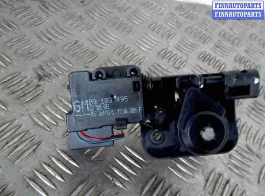 купить Кнопка открытия багажника на Opel Meriva Meriva A 2002-2006