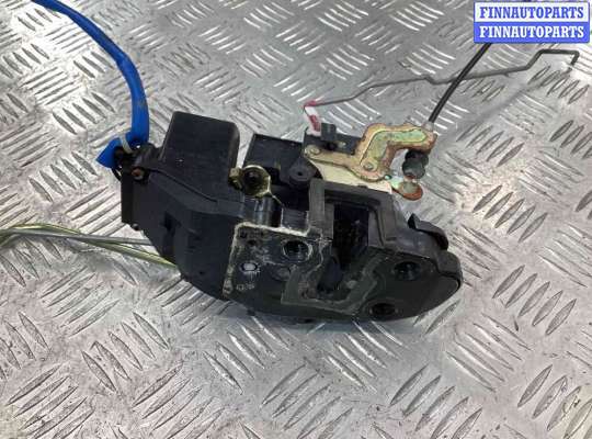 Замок боковой двери на Kia Carnival I (UP, GQ)