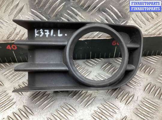 купить Рамка фары противотуманной левой на Renault Megane Megane II 2002-2006
