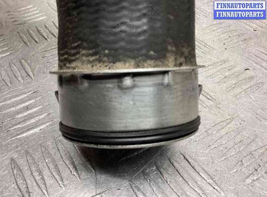 купить Патрубок интеркулера на Volkswagen Passat Passat B5+ (3B) 2000-2005 рестайлинг