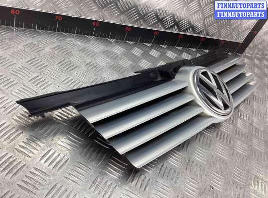 купить Решетка радиатора на Volkswagen Bora Bora (1J) 1998-2005