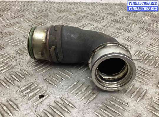 купить Патрубок интеркулера на Volkswagen Golf Golf V (1K) 2004-2009