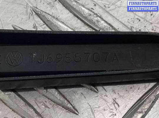 купить Щеткодержатель задний на Volkswagen Passat Passat B5+ (3B) 2000-2005 рестайлинг