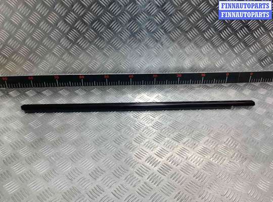 Молдинг стекла двери передней правой наружный MB1682587 на Mercedes E E (W211) 2002-2006