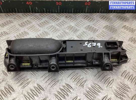 купить Блок управления стеклоподъемниками на Volkswagen Passat Passat B5 (3B) 1996-2000