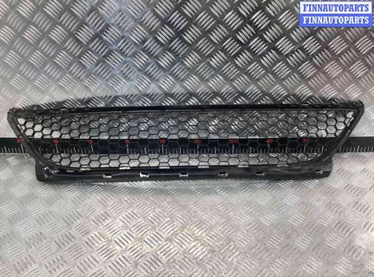 Заглушка (решетка) в бампер передний RN1596860 на Dacia Logan Logan I (LS/KS) 2004-2012
