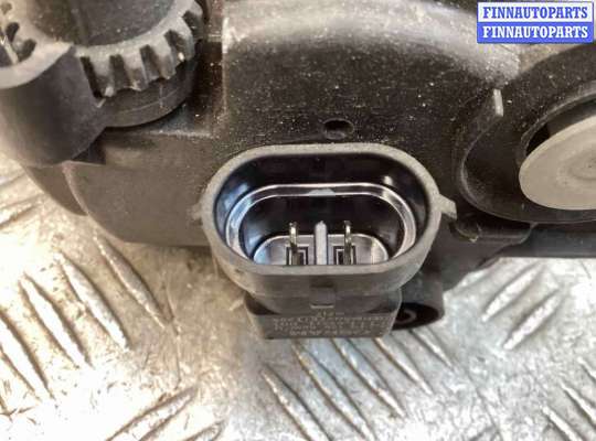 купить Фара противотуманная левая на Renault Laguna Laguna II (X74) 2001-2005