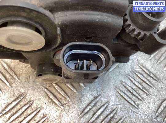 купить Фара противотуманная правая на Renault Laguna Laguna II (X74) 2001-2005