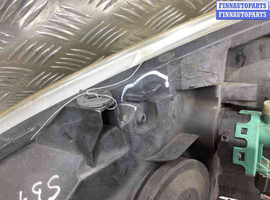 Фара передняя на Renault Scenic II