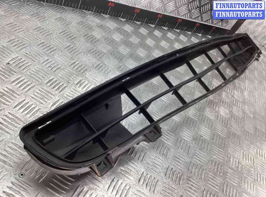 купить Заглушка (решетка) в бампер передний на Renault Laguna Laguna II (X74) 2001-2005