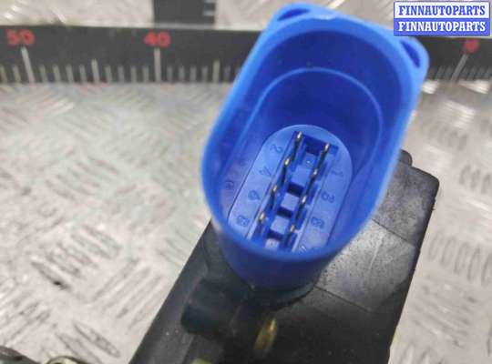 Замок боковой двери