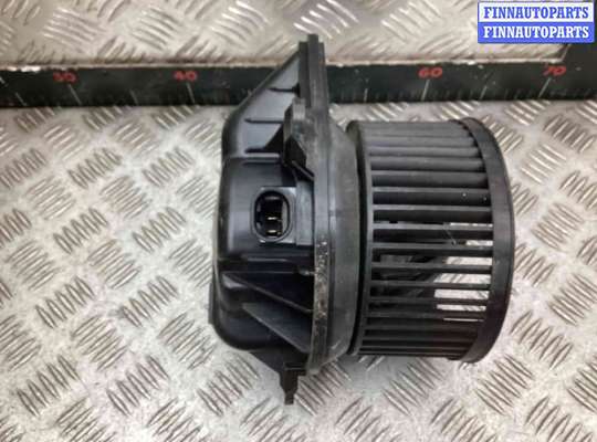 Мотор отопителя на Renault Scenic I