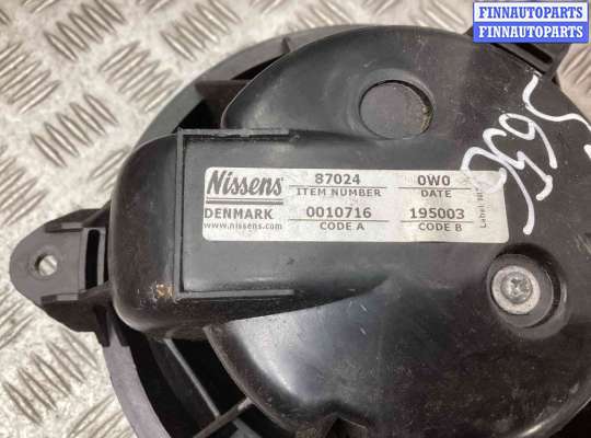 Мотор отопителя на Renault Scenic I