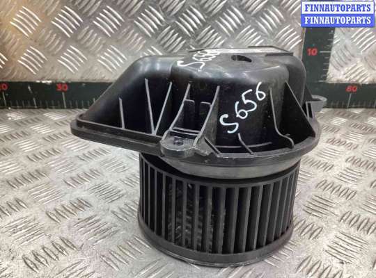 Мотор отопителя на Renault Scenic I