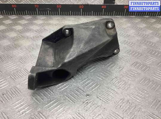 купить Кронштейн двигателя на Volkswagen Passat Passat B5+ (3B) 2000-2005 рестайлинг