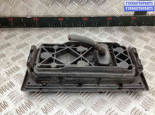 купить Фонарь задний левый на Volkswagen Transporter Transporter T3 1980-1992