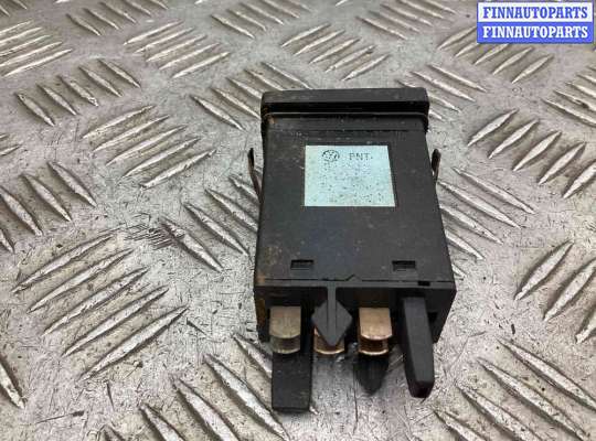 купить Кнопка аварийной сигнализации на Volkswagen Passat B5+ (3B) 2000-2005 рестайлинг