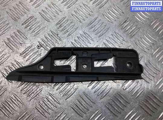 Кронштейн бампера на Volkswagen Golf V (1K)