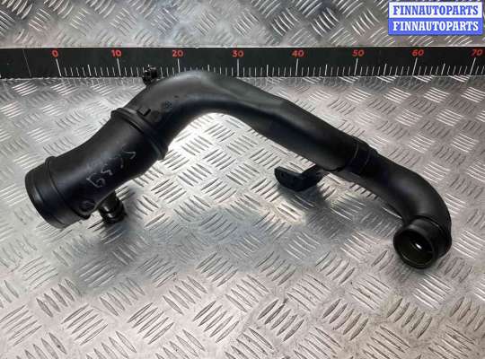 Патрубок интеркулера VG2668238 на Volkswagen Golf Golf IV (1J) 1997-2004