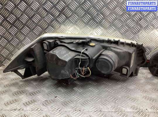Фара передняя на Renault Megane II