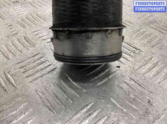 купить Патрубок интеркулера на Volkswagen Passat Passat B5+ (3B) 2000-2005 рестайлинг
