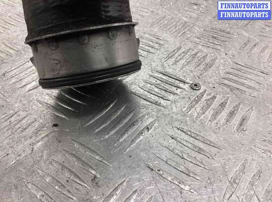 купить Патрубок интеркулера на Volkswagen Passat Passat B5+ (3B) 2000-2005 рестайлинг