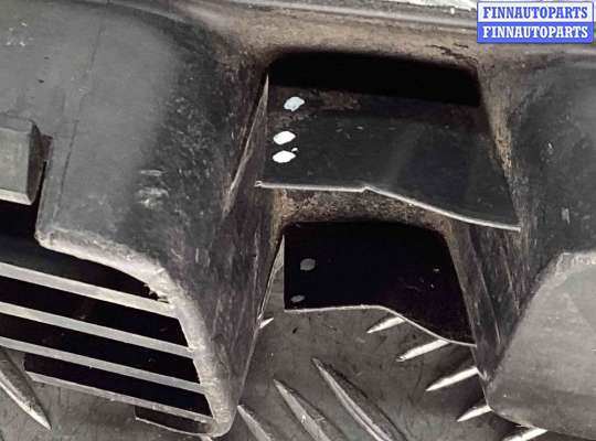 купить Заглушка (решетка) в бампер передний на Volkswagen Passat Passat B5 (3B) 1996-2000