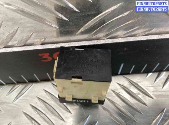 купить Кнопка центрального замка на Chrysler Sebring Sebring II (JR) 2000-2007