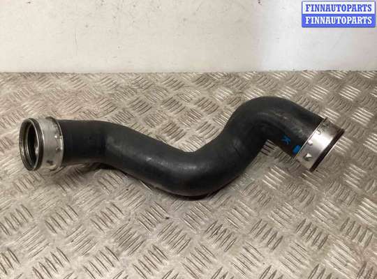 купить Патрубок интеркулера на Volkswagen Passat Passat B5+ (3B) 2000-2005 рестайлинг