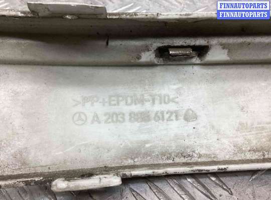 купить Молдинг бампера переднего на Mercedes C C (W203) 2000-2004