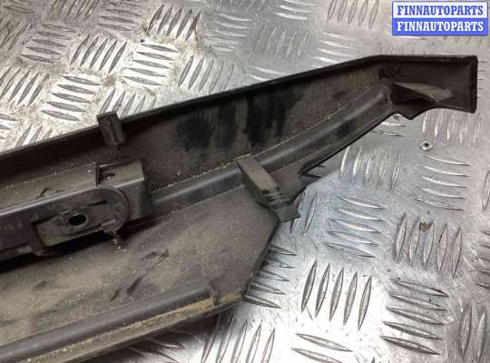 купить Направляющая шторки багажника (салазки) на Opel Vectra Vectra B 1995-1999