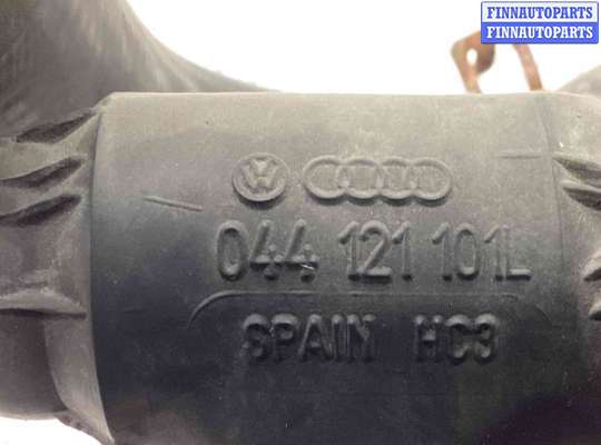 купить Патрубок радиатора на Volkswagen Transporter Transporter T4 (7D) 1990-1997