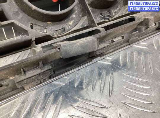 купить Решетка радиатора на Audi A4 A4 B6 (8EC, 8E5) 2000-2004